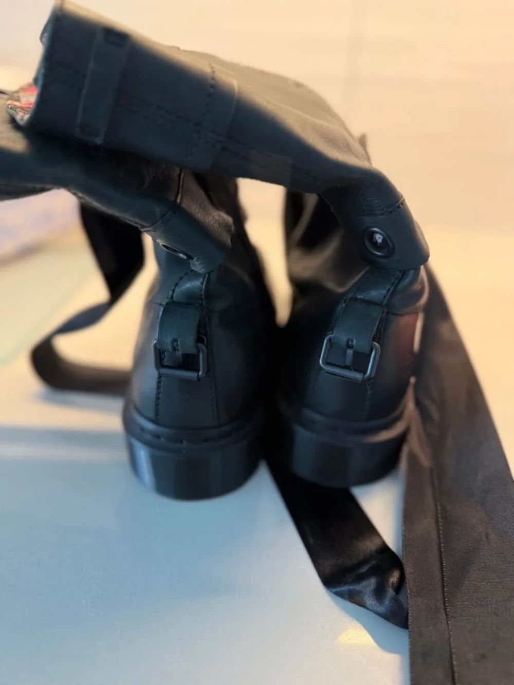 Aimilta Dr. Marten Boots - Picture 4 of 5